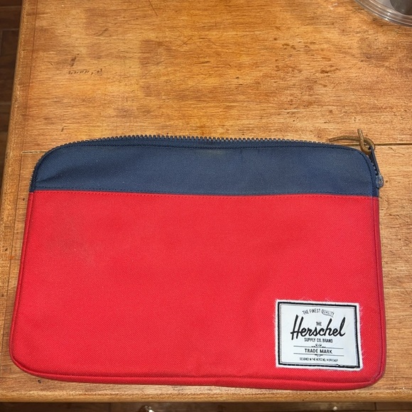 Herschel Red and Navy Laptop Case/Sleeve - Picture 1 of 7